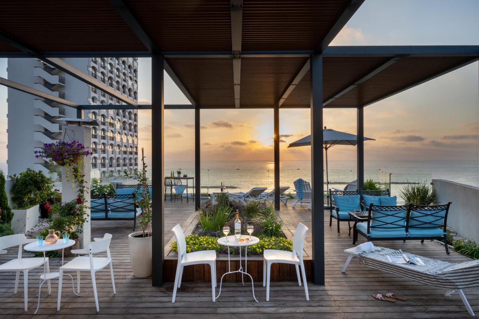 Maxim Design Hotel 3 Star Superior Тель-Авив Экстерьер фото
